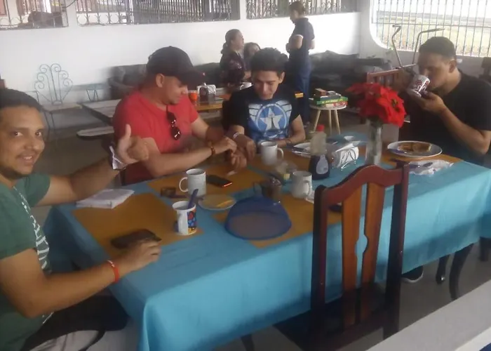Los Panas Hostel